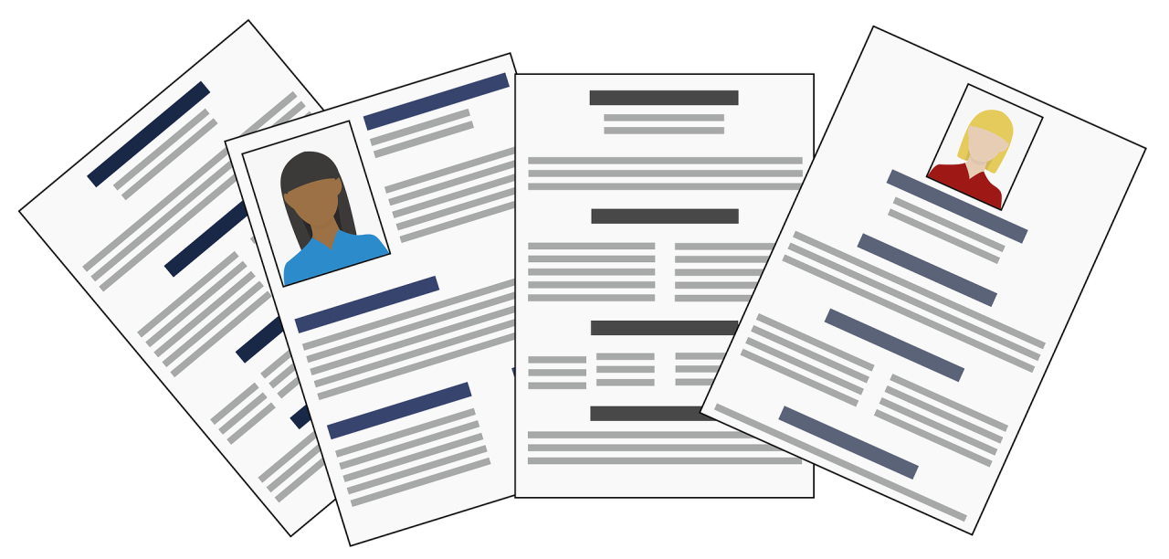 LinkedIn Profile vs. Resume – How Should they Differ?
